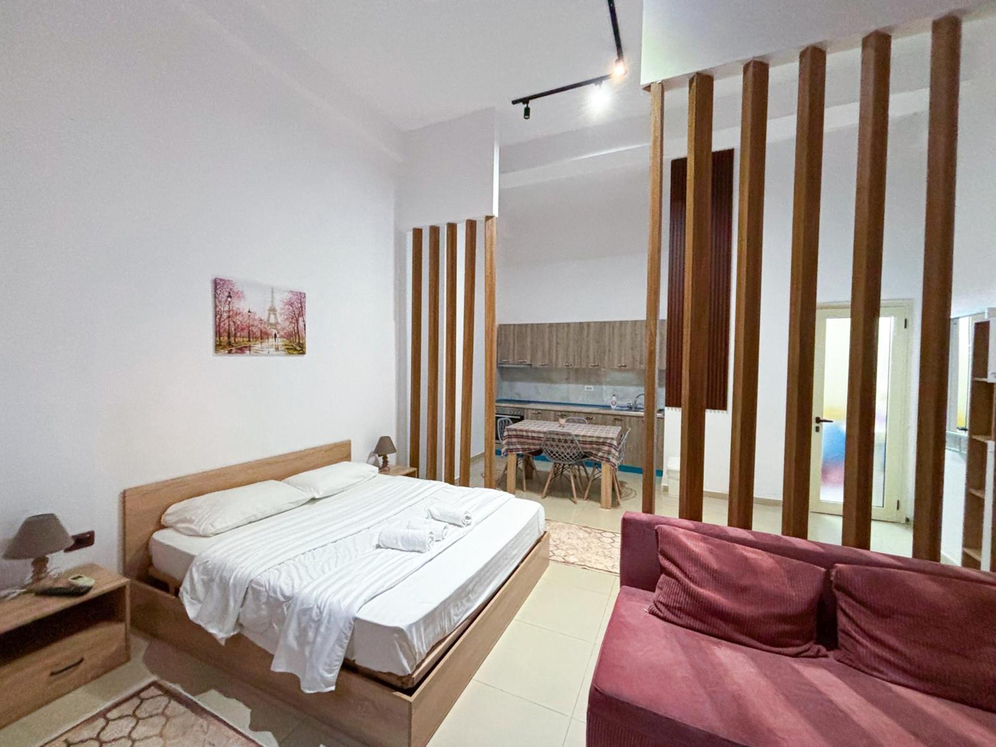 Budget Retreat Tirana & Studios Exterior foto